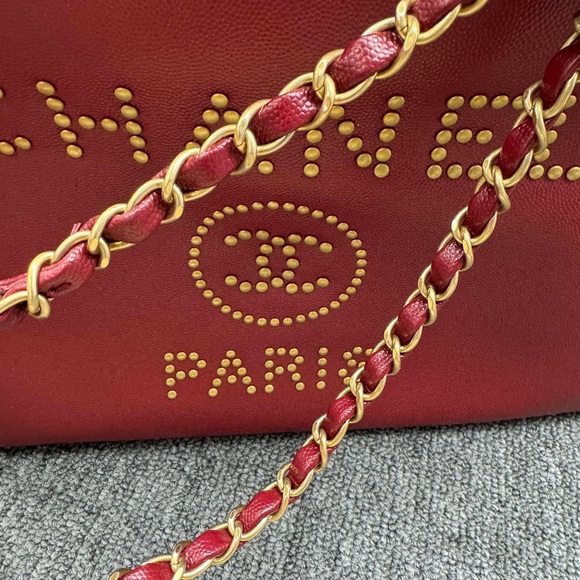 100% Authentic CHANEL DeauVille Medium Leather Satchel Bag - Picture 3 of 15